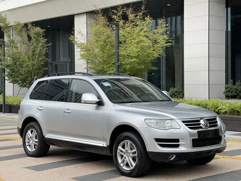 Volkswagen Touareg — миниатюра 3