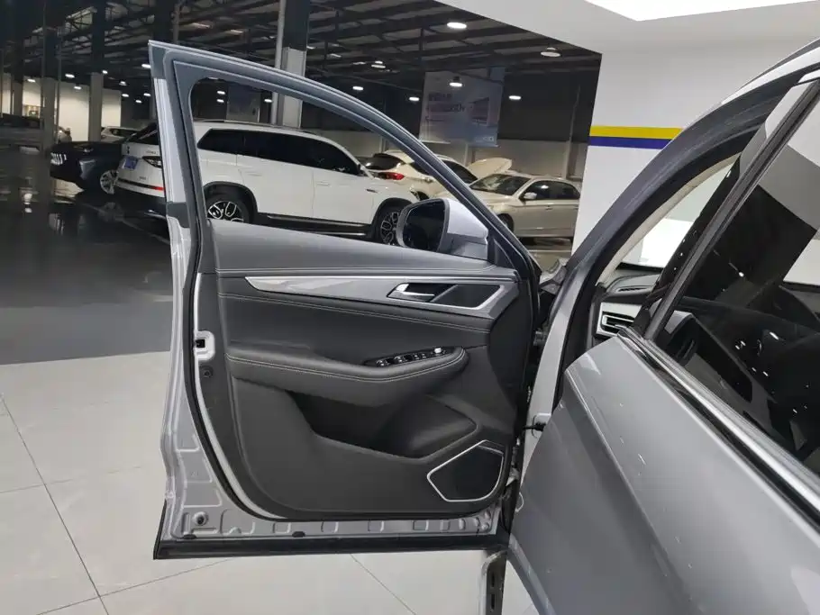 Changan CS85 COUPE — миниатюра 7