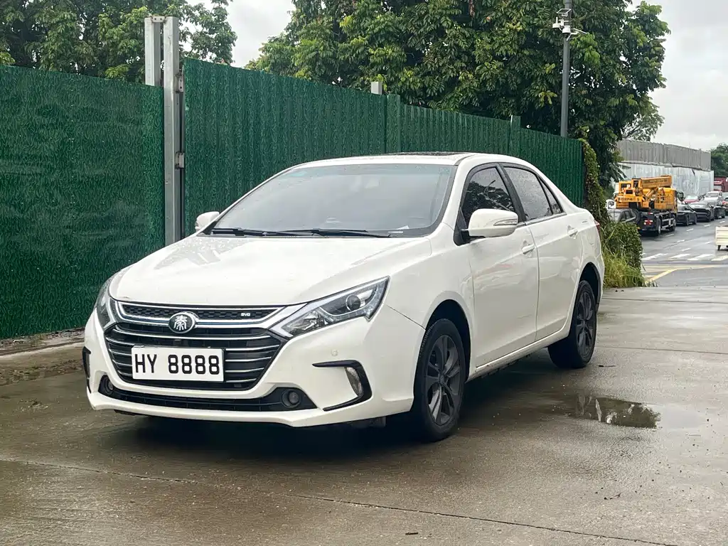 BYD Qin NEV