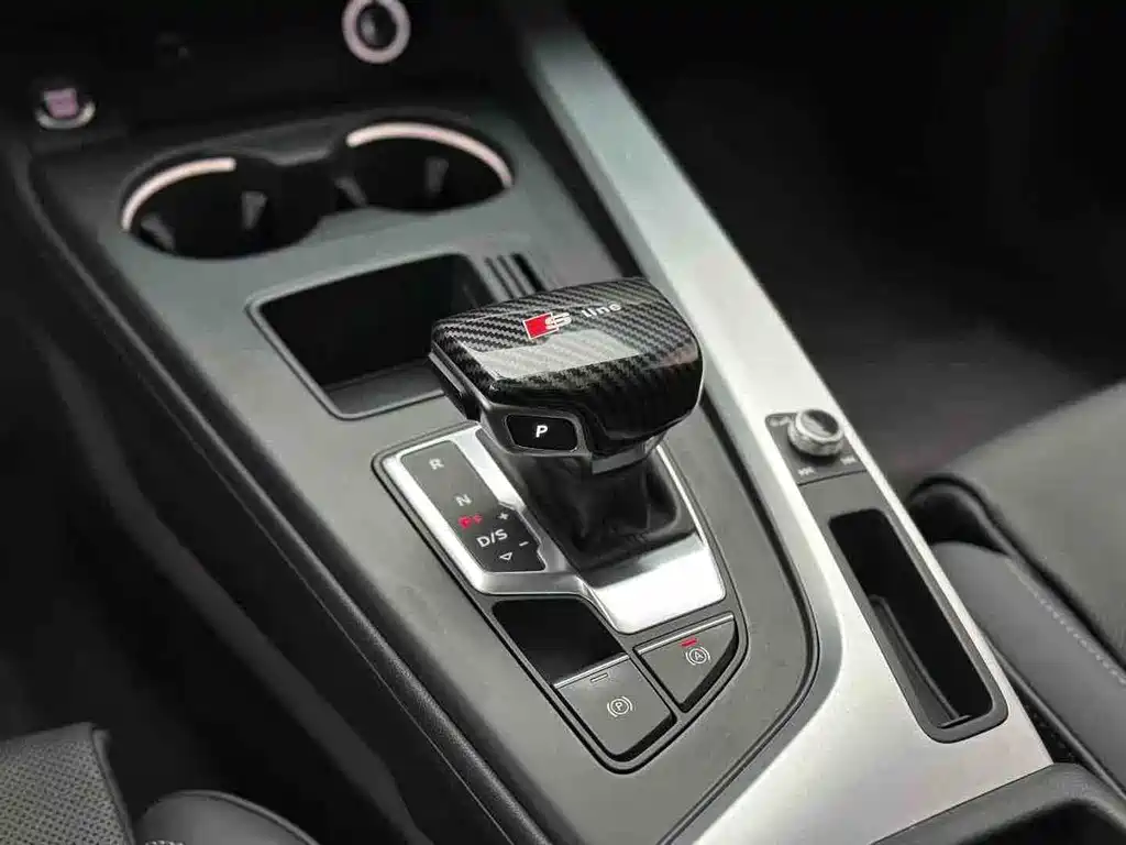 Audi A4L 2020 40 TFSI Fashion