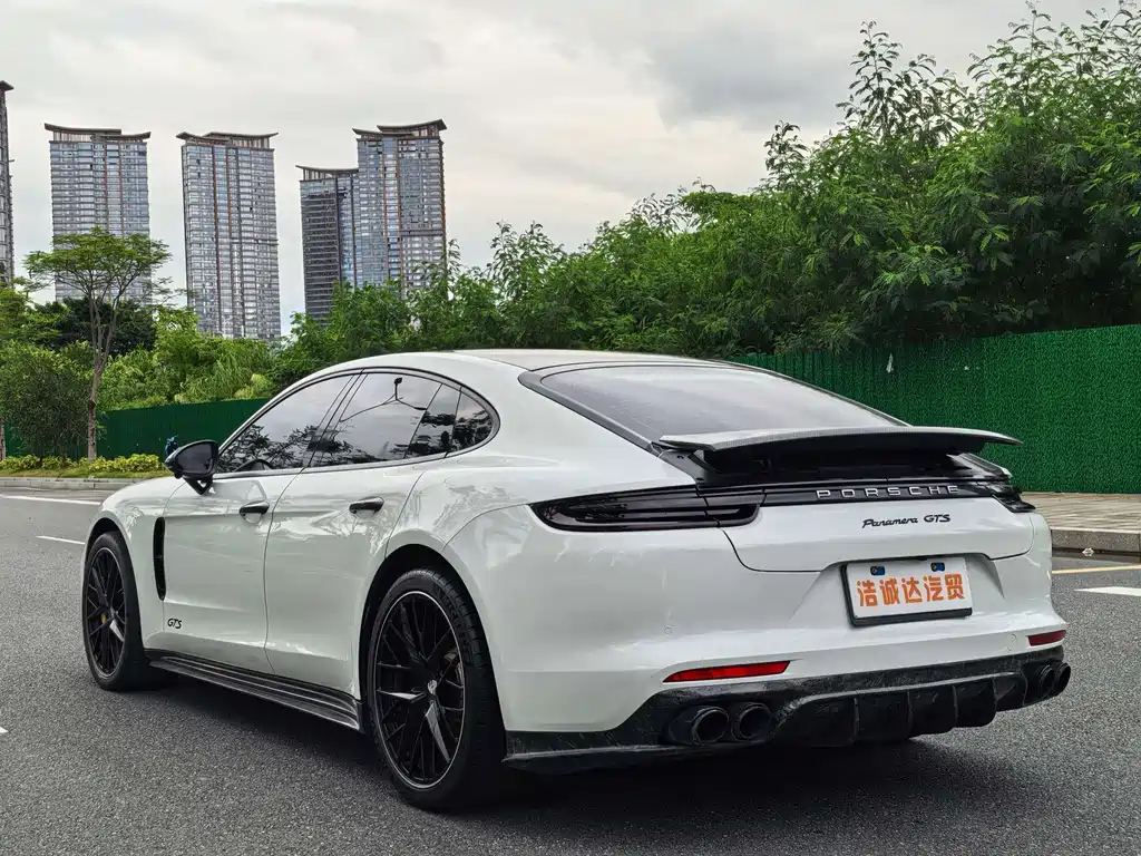 Porsche Panamera — миниатюра 19