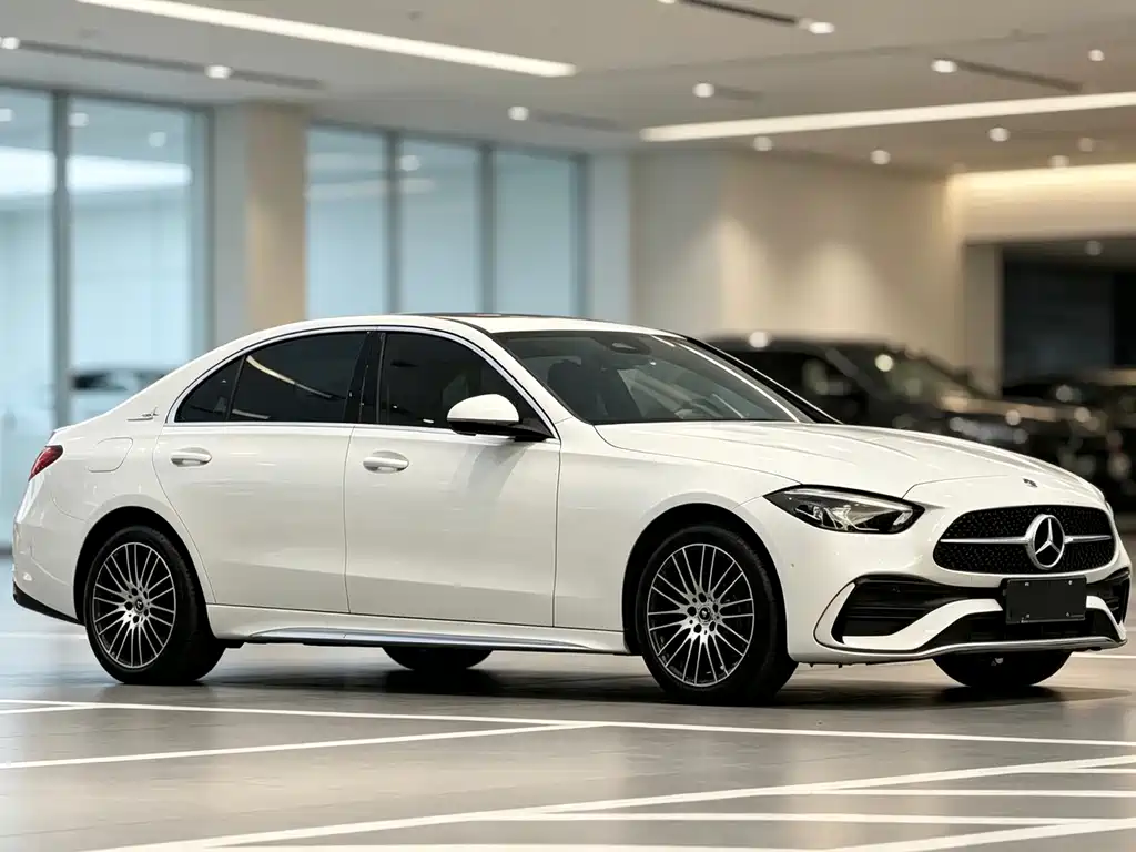 Mercedes-Benz C-Class — миниатюра 3