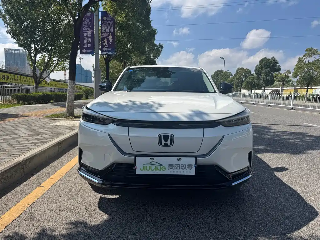 HONDA E:NS1