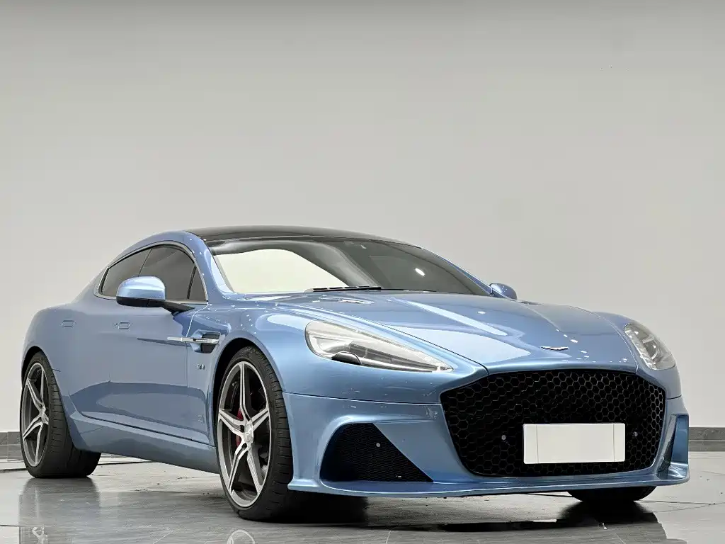 Aston Martin Rapide — миниатюра 3