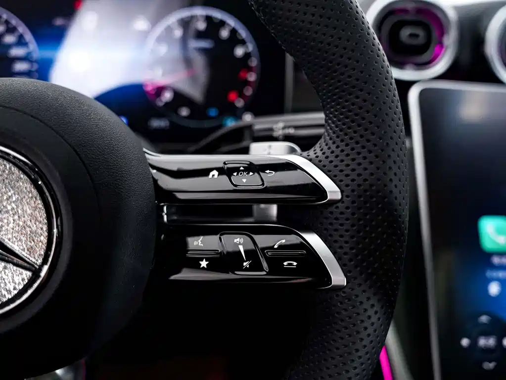 Mercedes-Benz C-Class — миниатюра 16