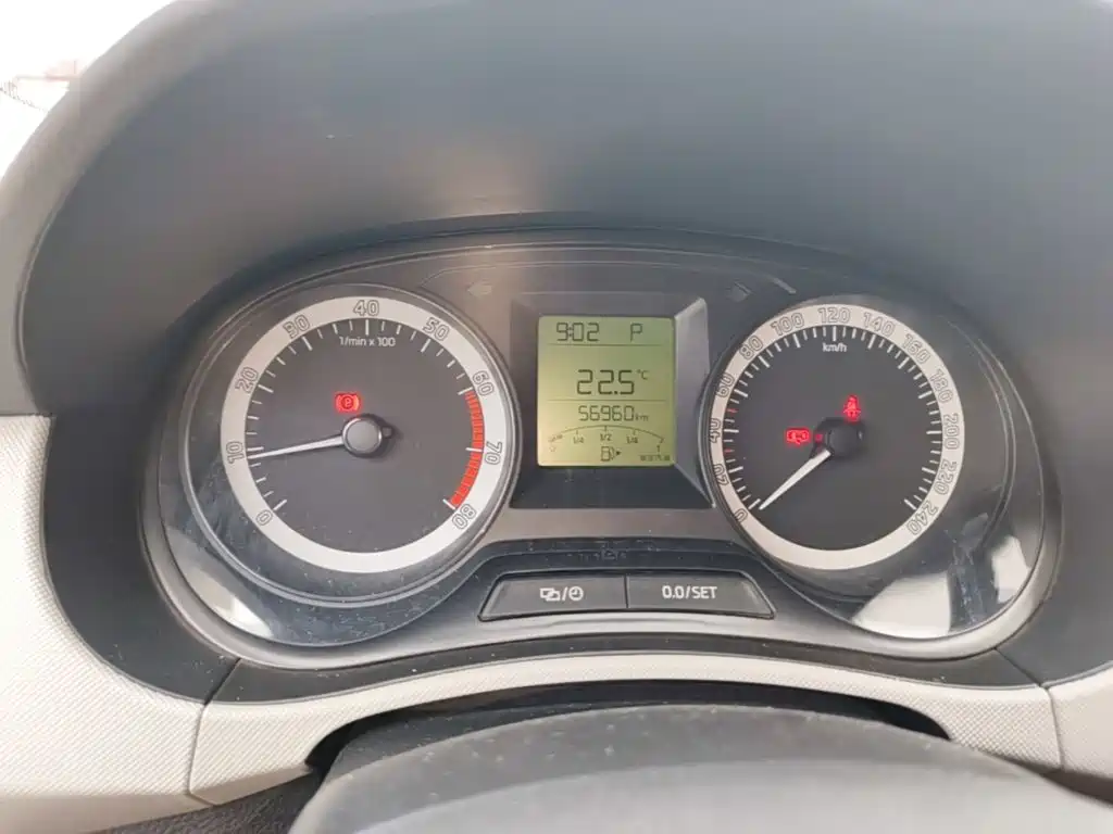 Skoda Fabia — миниатюра 12