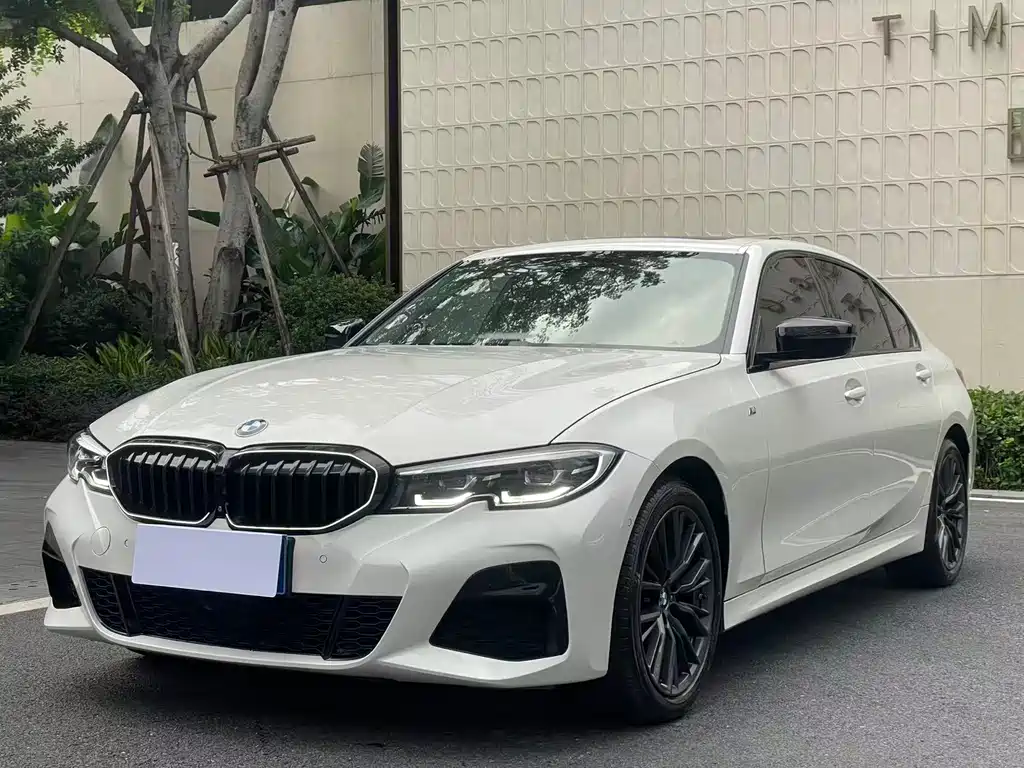 BMW 3 Series 2021