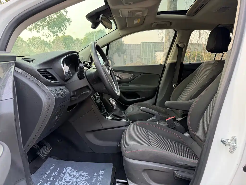 Buick Encore 2018 18T AT Lead