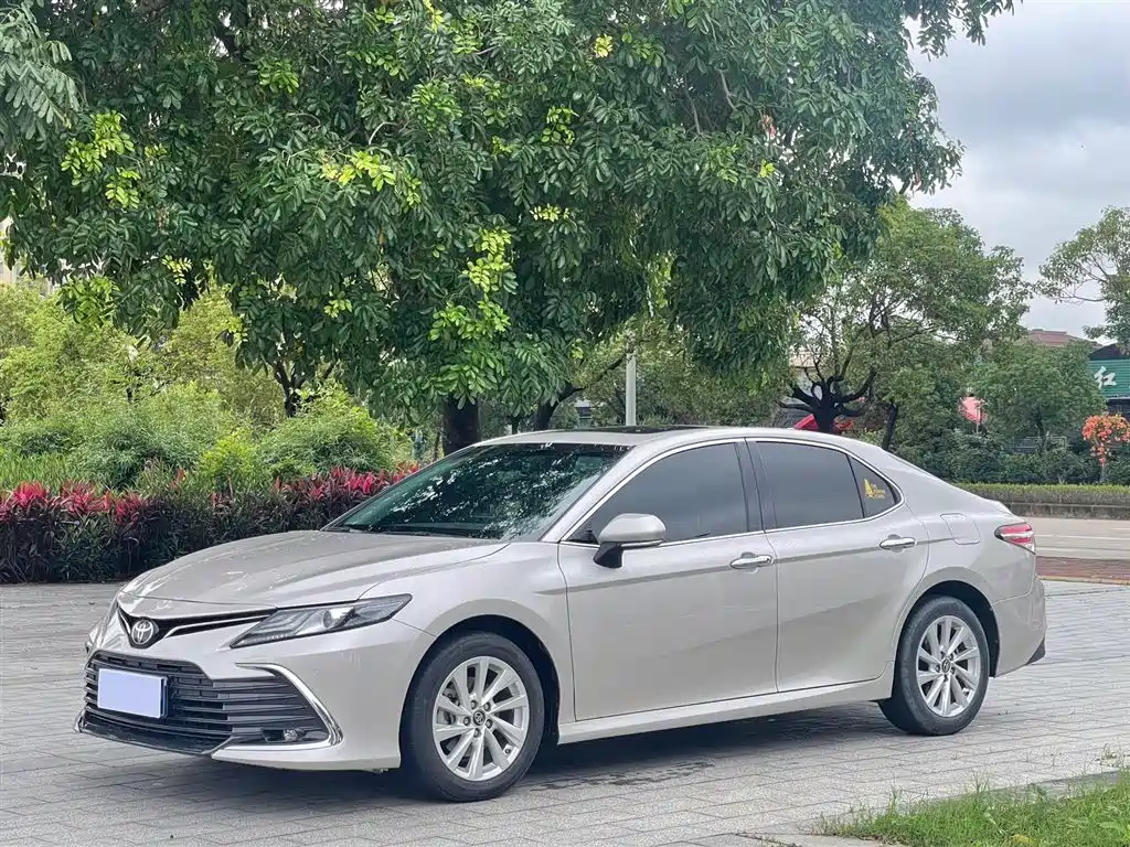 Toyota Camry 2023