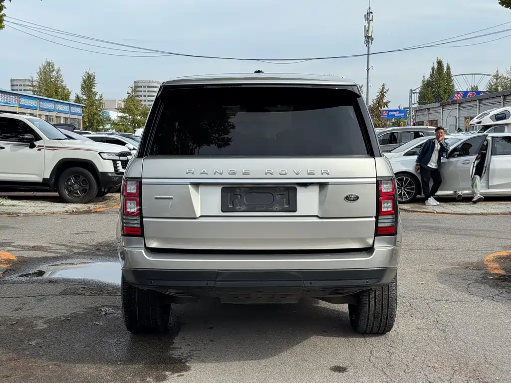 LAND ROVER RANGE ROVER
