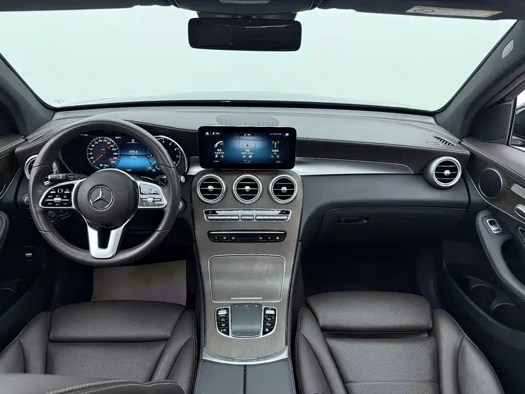 Mercedes-Benz GLC 2022 GLC 300 L 4MATIC