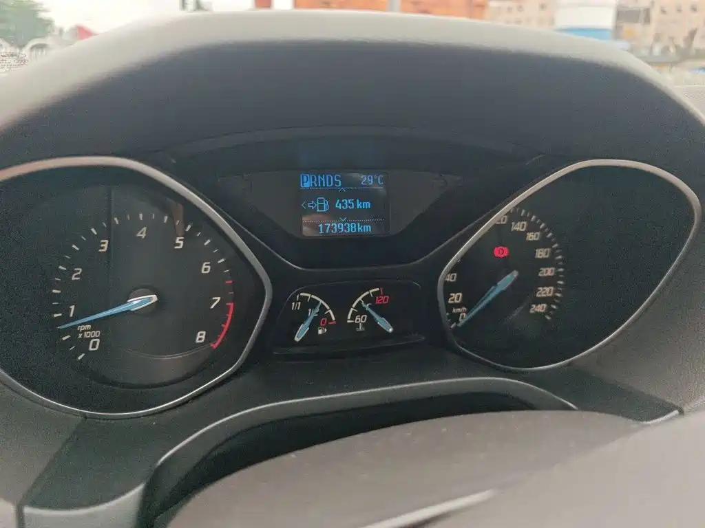 Ford Focus — миниатюра 13