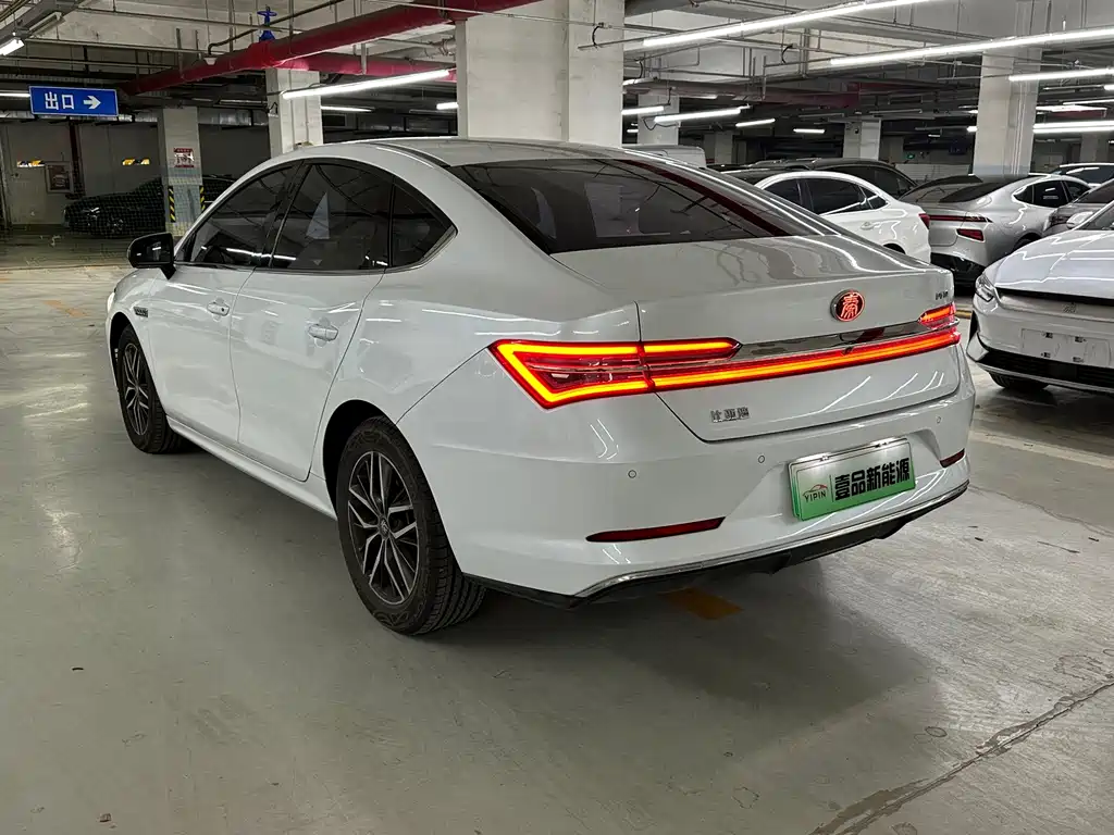 BYD Qin Pro NEV — миниатюра 4