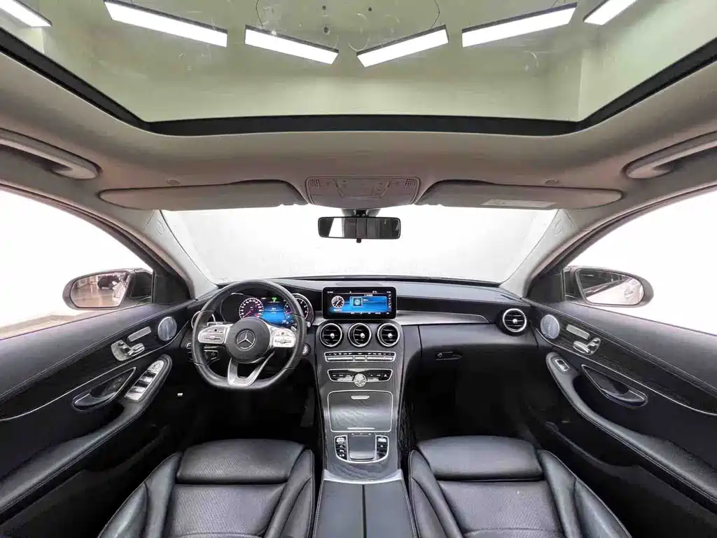 Mercedes-Benz C-Class — миниатюра 15