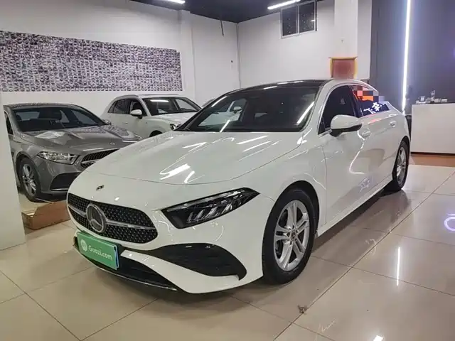 2024 Mercedes-Benz A-klasse