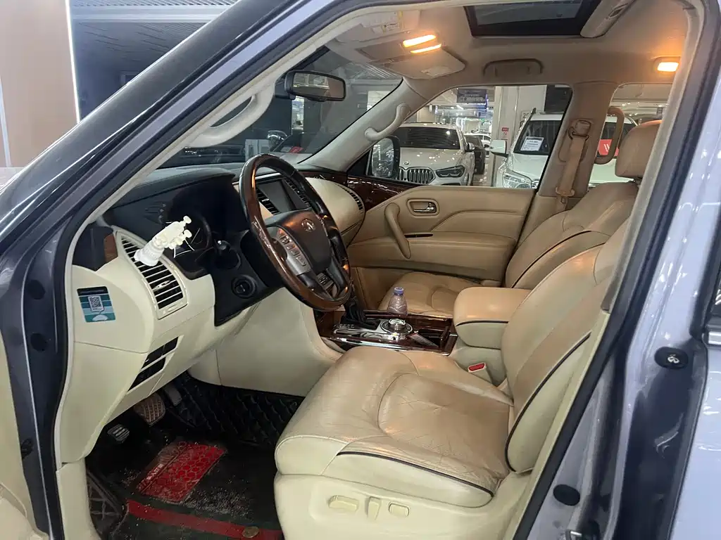 Infiniti QX80 2018 5.6L