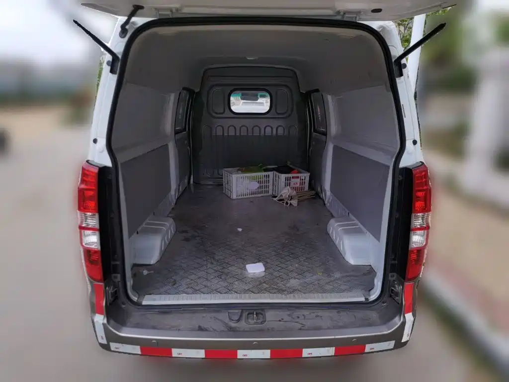 Jinbei Hiace S — миниатюра 10