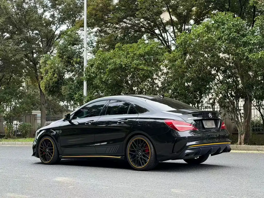 Mercedes-Benz CLA AMG — миниатюра 7