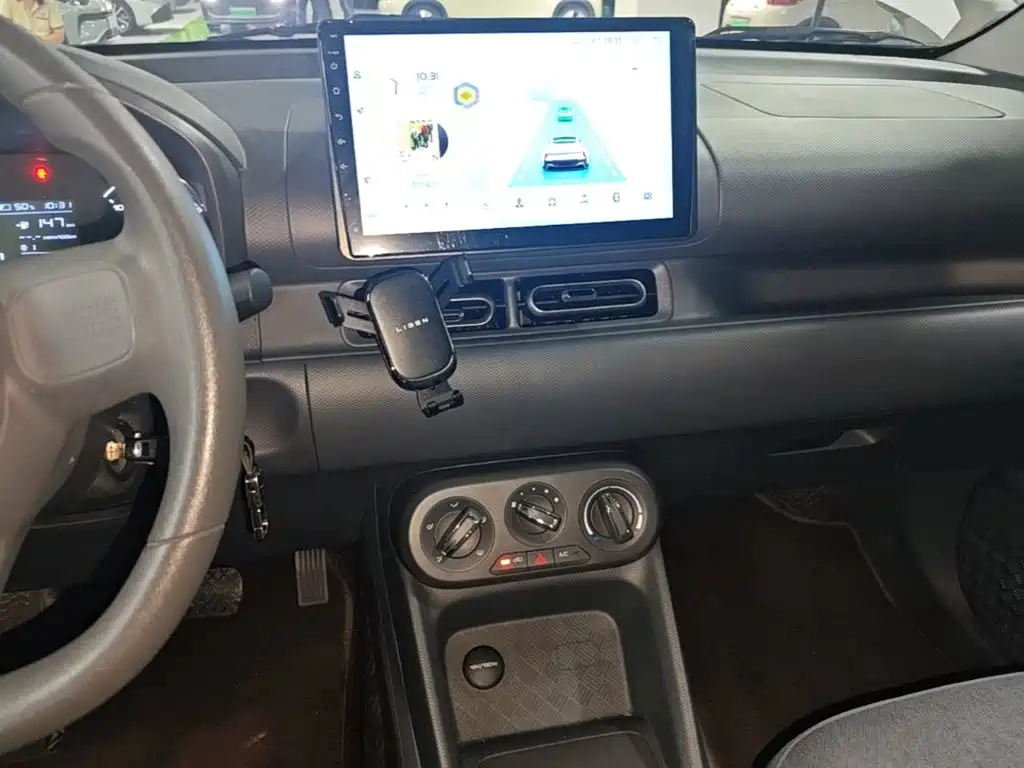 Wuling Hongguang EV — миниатюра 13