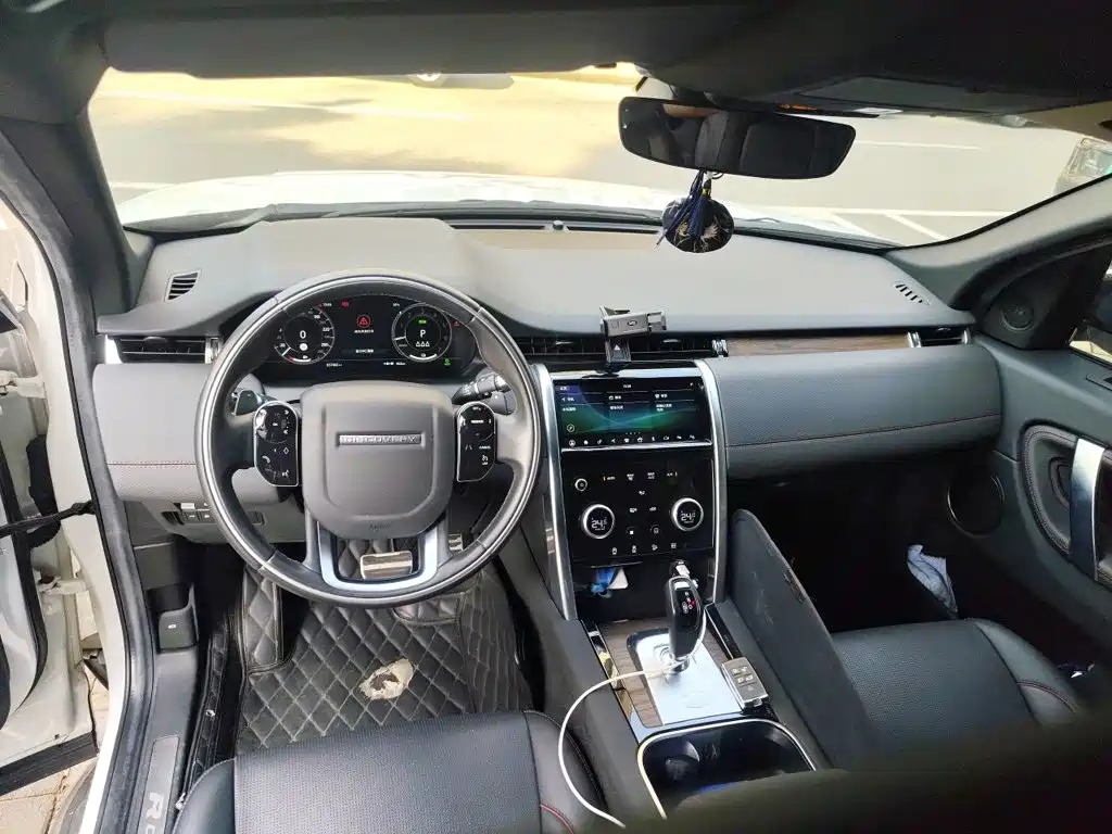 Land Rover Discovery Sport Hybrid — миниатюра 10
