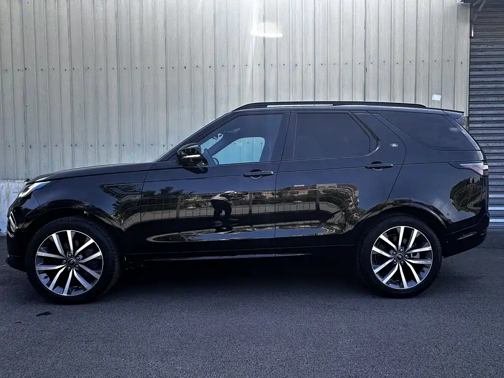 Land Rover Discovery 2025 360PS Dynamic SE