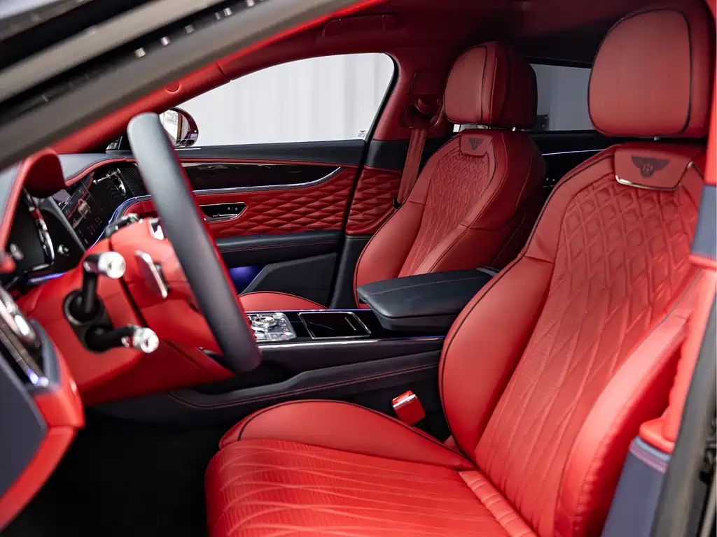 Bentley Flying Spur — миниатюра 12