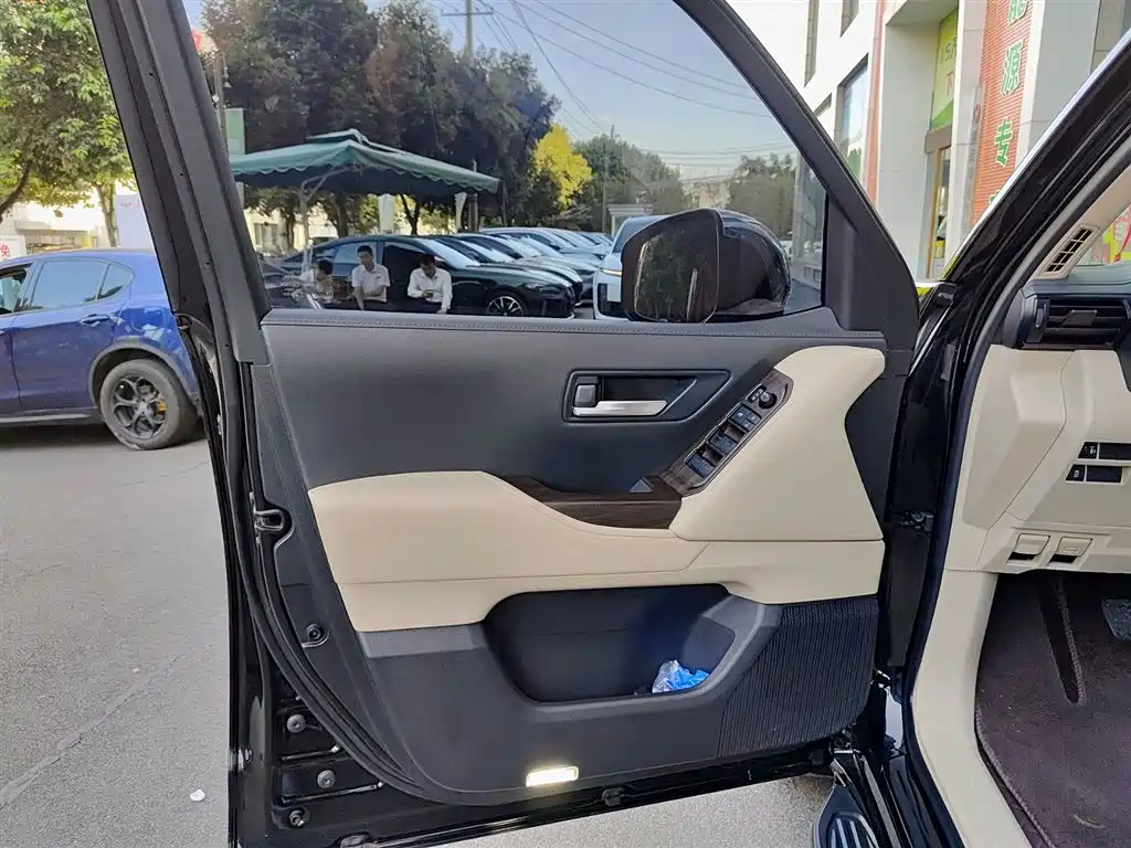 Toyota Land Cruiser 2022 3.5T GX-R