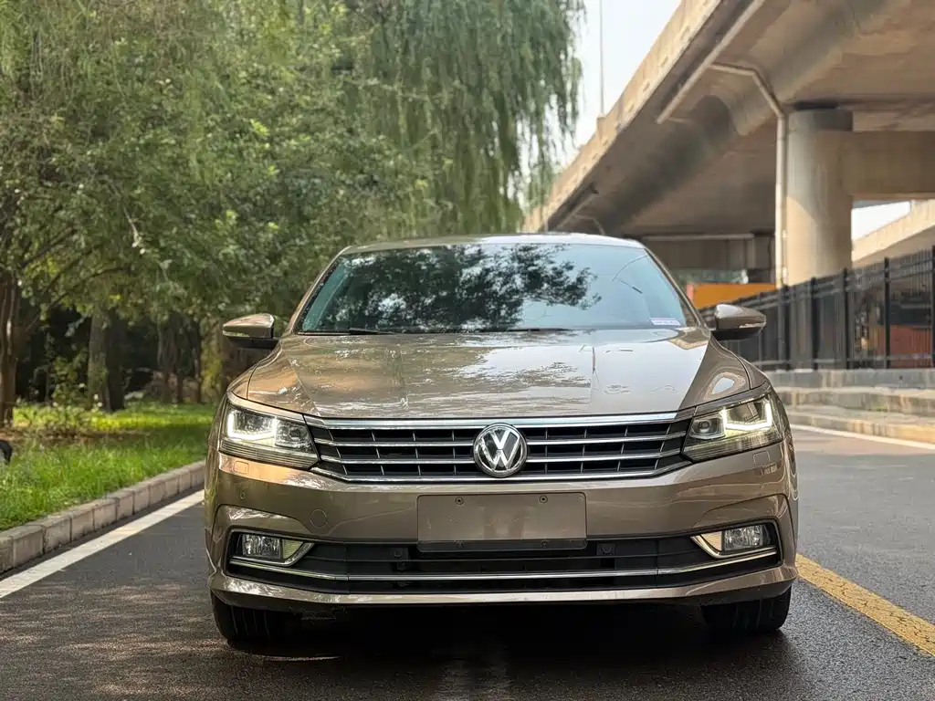 Volkswagen Passat 2016 330TSI DSG