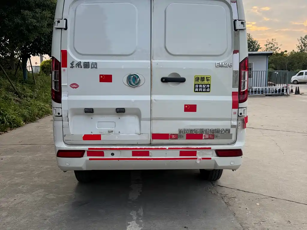 Dongfeng EM27 — миниатюра 5
