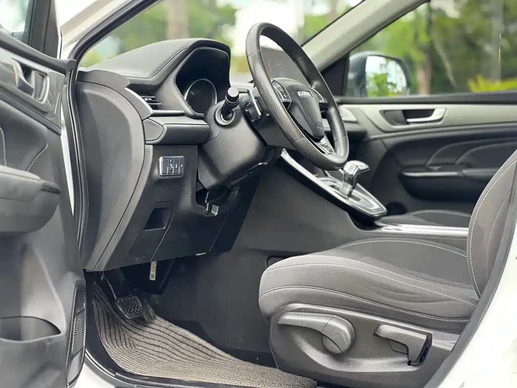 Haval M6 2021 PLUS 1.5T DCT Elite