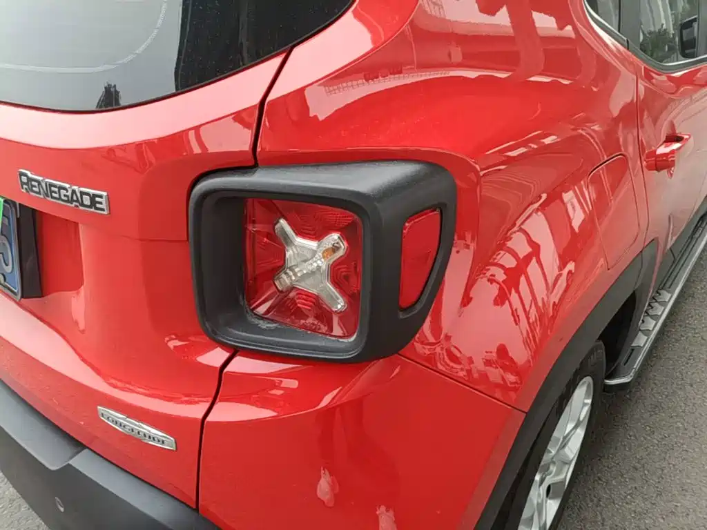 Jeep Renegade — миниатюра 8