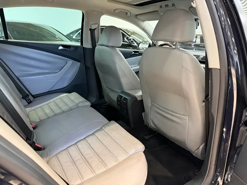 Volkswagen Magotan (Import) — миниатюра 10
