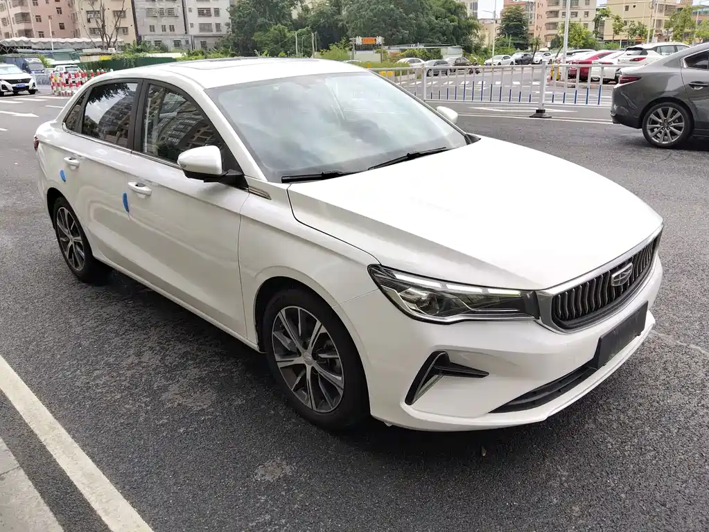 Geely Emgrand — миниатюра 3