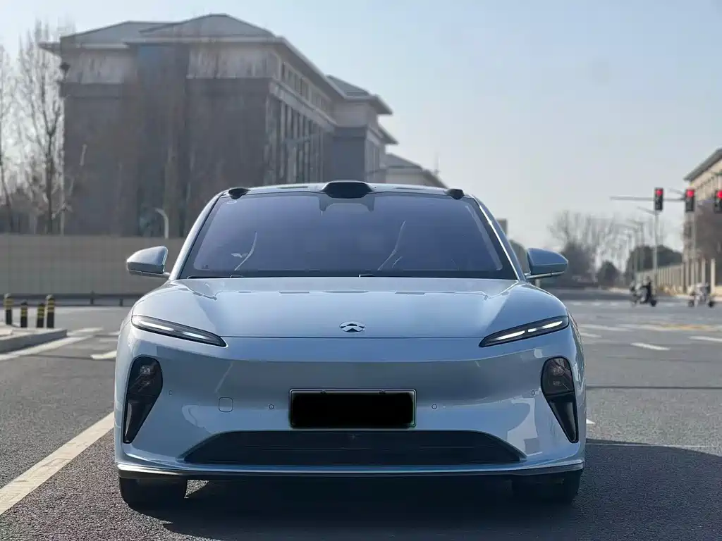NIO NIO ET5T