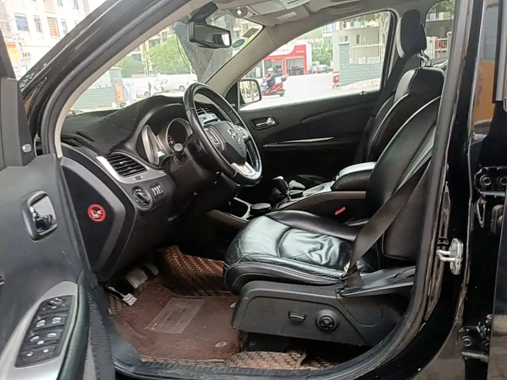 Dodge Journey — миниатюра 15