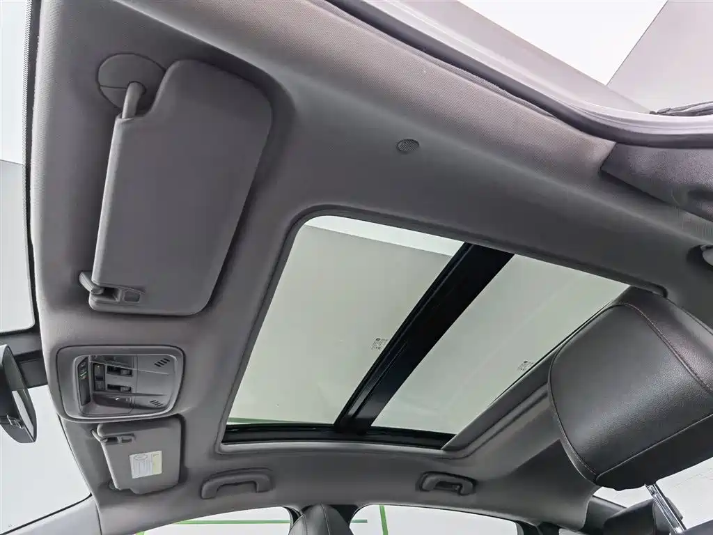 CHEVROLET MAI RUIBAO XL