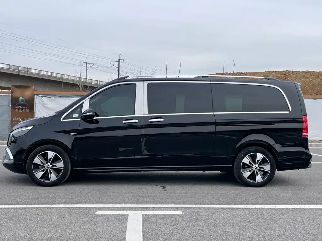 MERCEDES-BENZ V CLASS