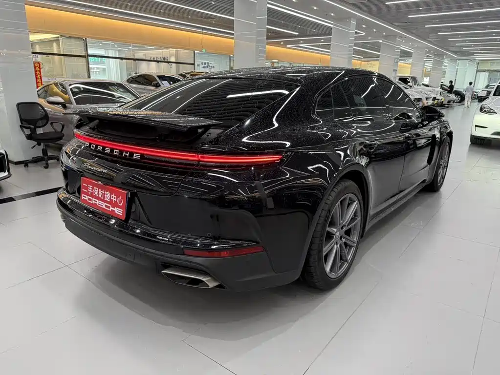Porsche Panamera — миниатюра 6
