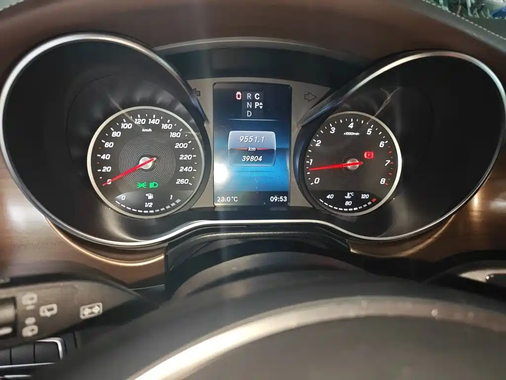Mercedes-Benz V-Class V 2022 V 260 L Luxury