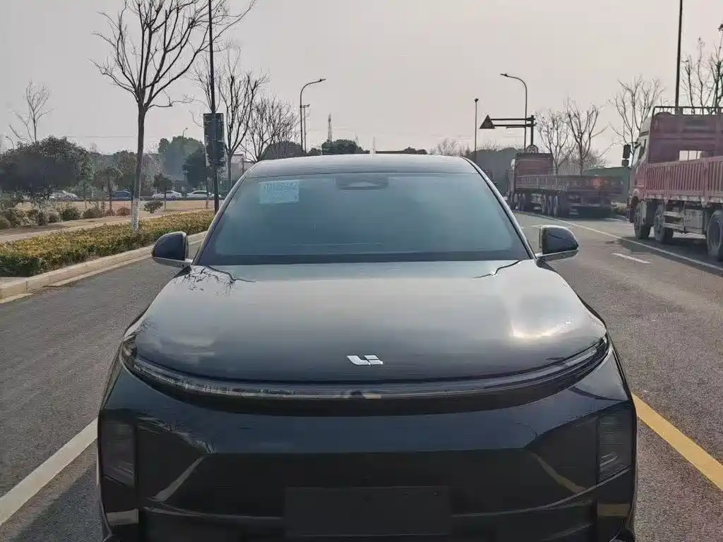 Li Auto IDEAL L6
