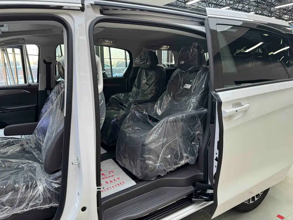 BUICK GL8 NEW ENERGY