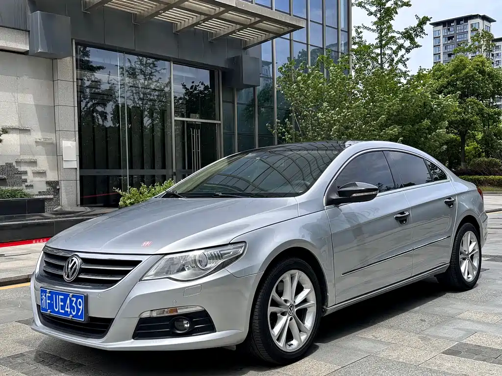 Volkswagen CC 2011