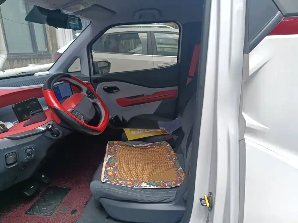 Baojun E200 — миниатюра 11