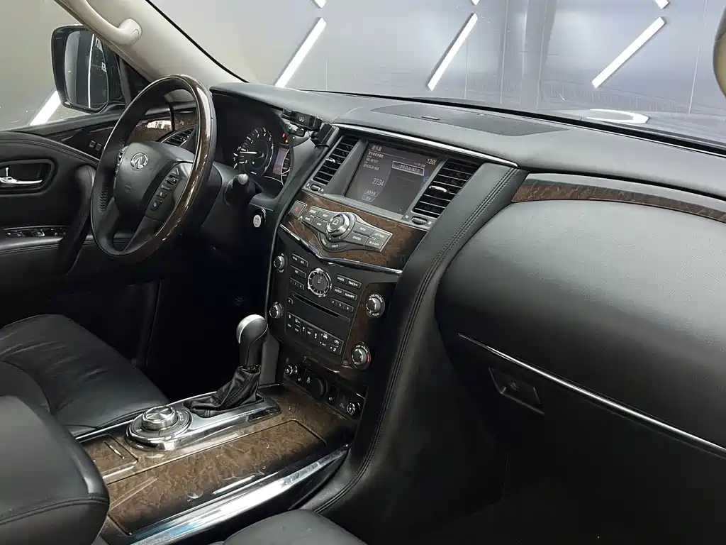 Infiniti QX — миниатюра 26