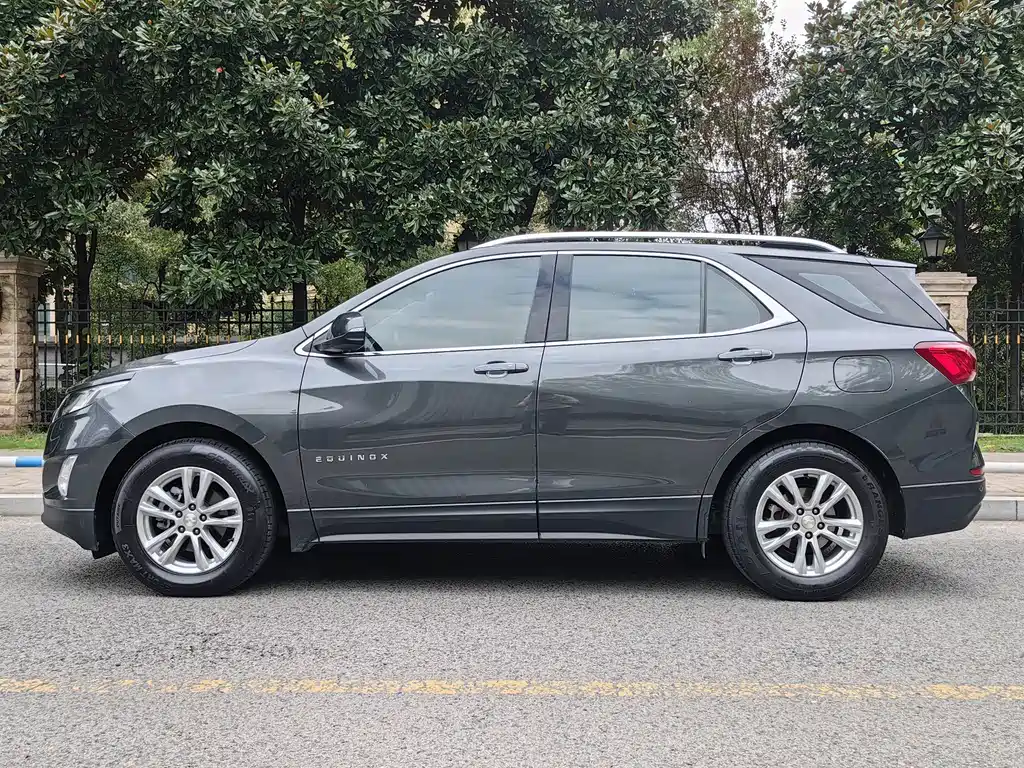 Chevrolet Equinox — миниатюра 8
