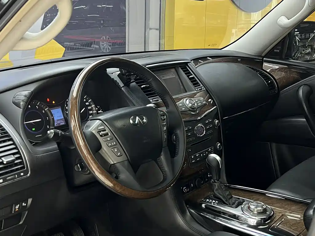Infiniti QX — миниатюра 8