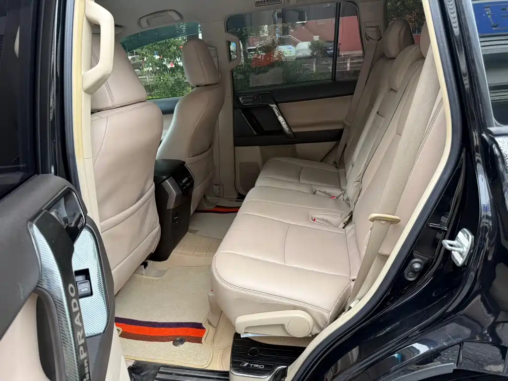 Toyota Prado (Import) — миниатюра 11