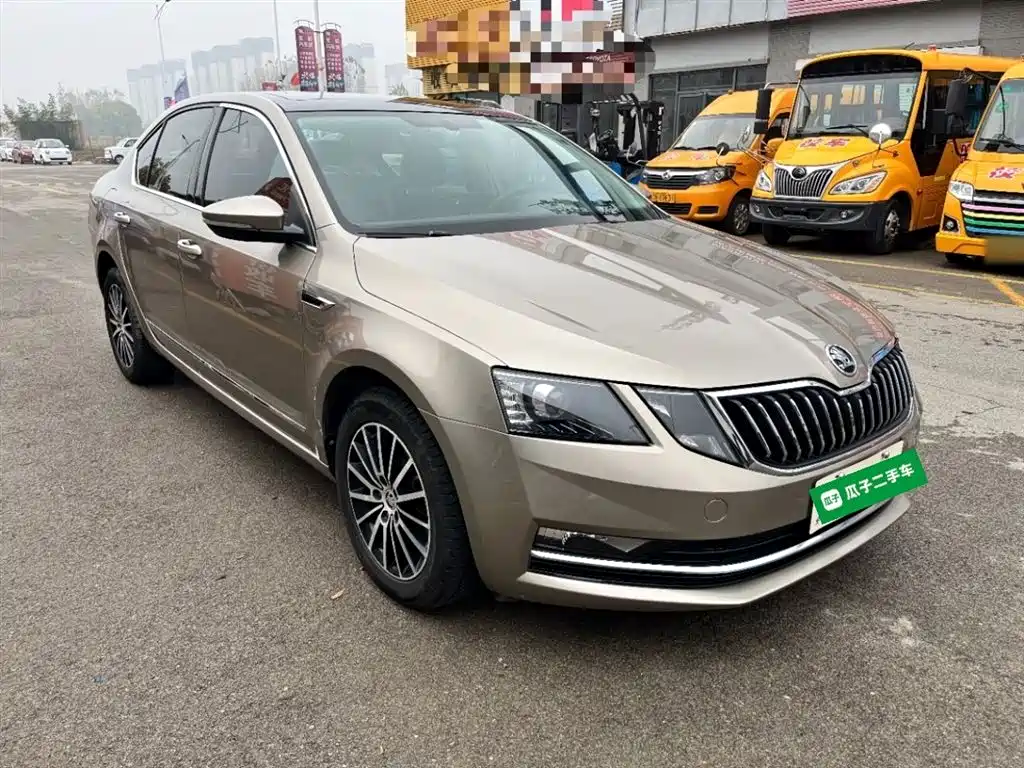 SKODA OCTAVIA
