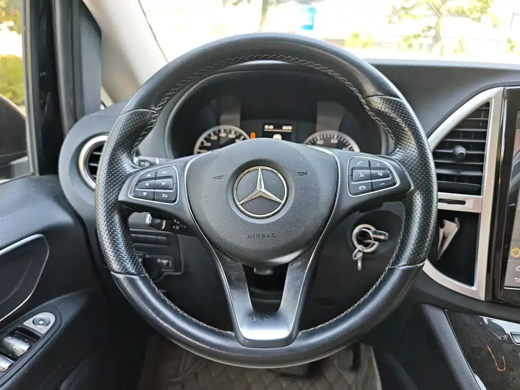 Mercedes-Benz Vito — миниатюра 8