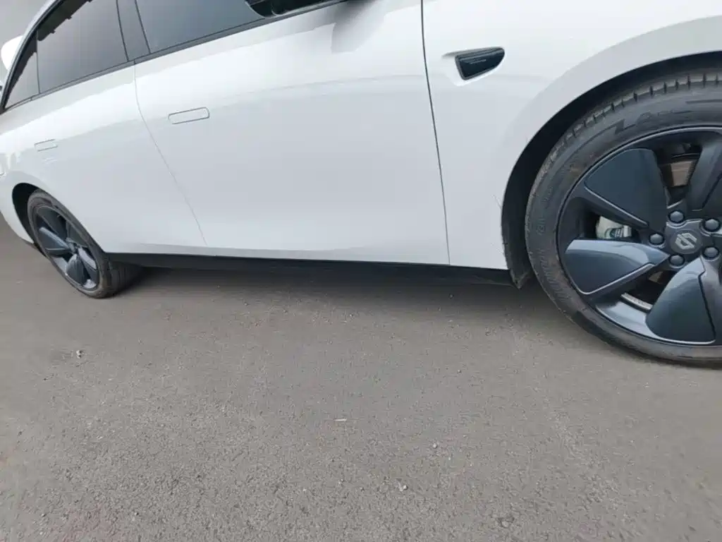 Leapmotor Leapmotor C01 — миниатюра 20